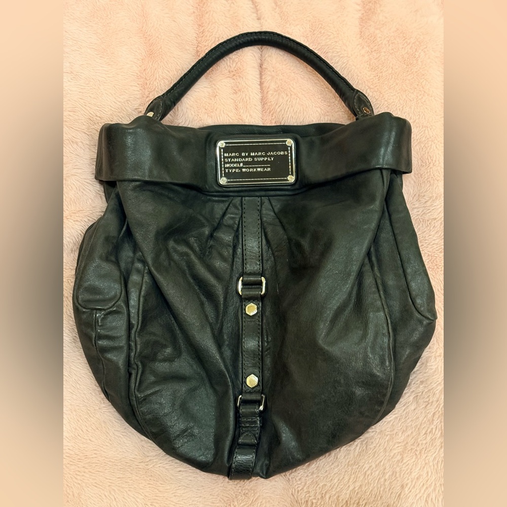 Marc by Marc Jacobs “Hillier” hobo leather black shoulder bag